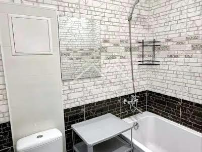 квартира за адресою Соборності вул. (Косіора), 48