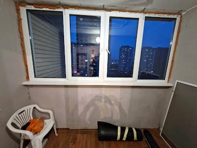 квартира за адресою Софії Русової вул., 3