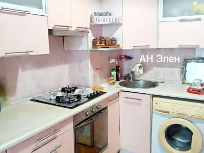 квартира за адресою 40-річчя Оборони Одеси вул., 8