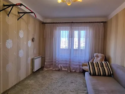 квартира за адресою Івана Миколайчука вул. (Серафимовича), 6