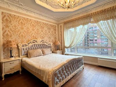квартира за адресою Антоновича Володимира (Горького), 131