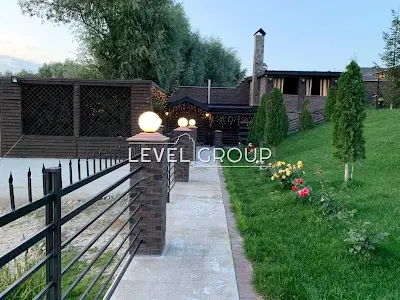 будинок за адресою Набережна, 32