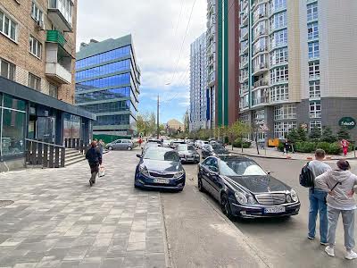 коммерческая по адресу Академика Филатова ул., 1/22