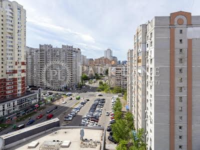 квартира за адресою Урлівська вул., 4а