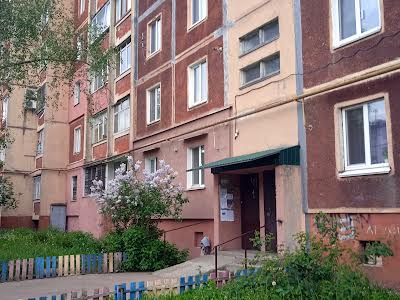 квартира за адресою Крошенська вул., 40
