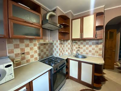 квартира за адресою Вербова, 38