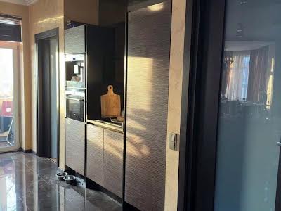 квартира за адресою Будівельників вул., 30