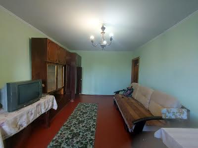 квартира по адресу Ревуцкого ул., 8