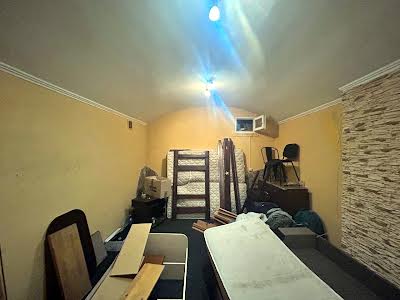 комерційна за адресою Пекарська вул., 43