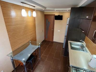 квартира по адресу Космонавтов ул., 68А