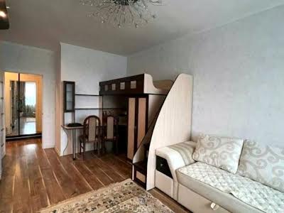 квартира за адресою Печерська вул., 6