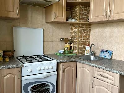 квартира за адресою Тракторостроителей, 89