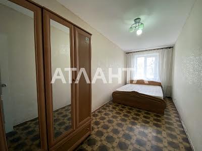 квартира за адресою Космонавтів вул., 11в