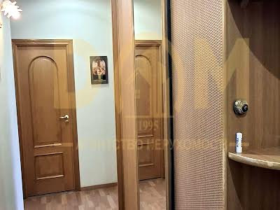 квартира за адресою Черняховського вул., 12