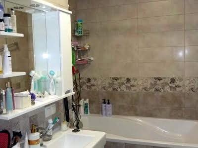 квартира за адресою Регенераторна вул., 4