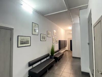 квартира за адресою Анни Ахматової вул., 46