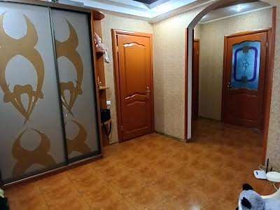 квартира за адресою Анни Ахматової вул., 43