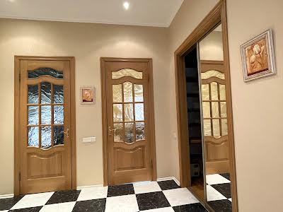 квартира за адресою Обсерваторна вул., 10