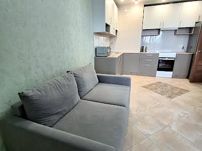 квартира за адресою Ревуцького вул., 54