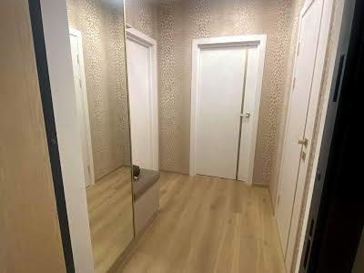 квартира за адресою Михайла Максимовича вул. (Онуфрія Трутенка), 26