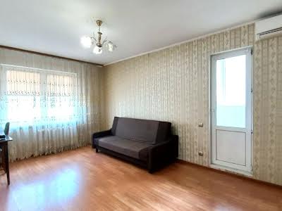 квартира за адресою Миколи Лаврухіна вул., 16