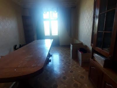 квартира за адресою Карантинна вул., 14