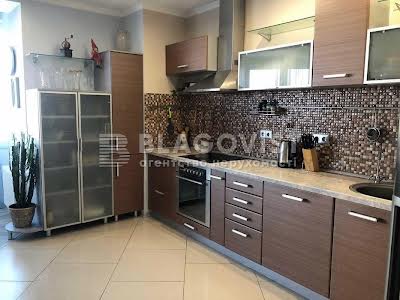 квартира за адресою Краківська вул., 15/17