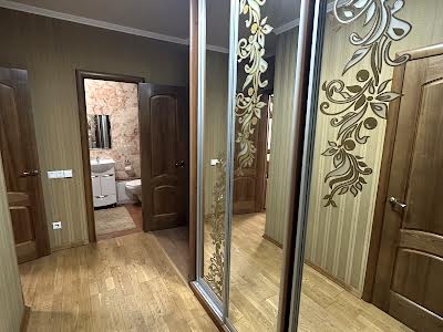 квартира за адресою Старокиївська вул. (Ватутіна), 99