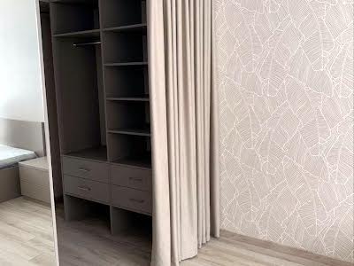 квартира за адресою Юнацька вул., 19