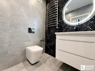 квартира за адресою Флотська вул., 10б