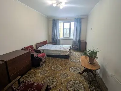 квартира за адресою Івана-Павла ІІ, 30