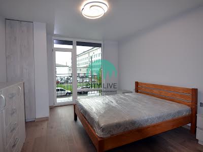 квартира за адресою Флотська вул., 10б