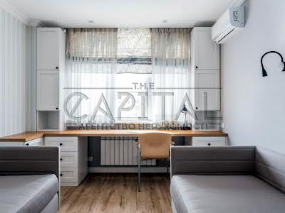 квартира за адресою Федора Ернста вул., 16