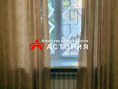 квартира за адресою Карпенка-Карого вул., 5в