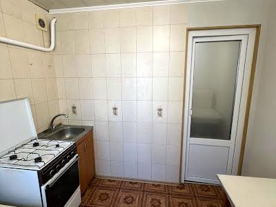 квартира по адресу Богдана Хмельницкого просп. (Героев Сталинграда), 121