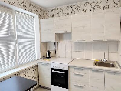 квартира за адресою Машинобудівна вул., 14