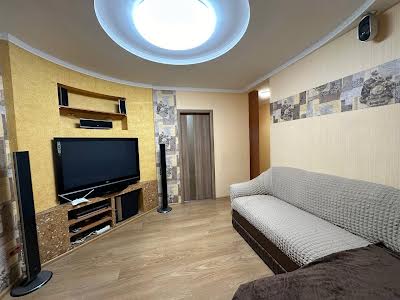 квартира за адресою Срібнокільська вул., 8