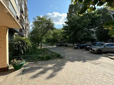 квартира по адресу Солнечная набережная ул. (Маршала Малиновского), 12
