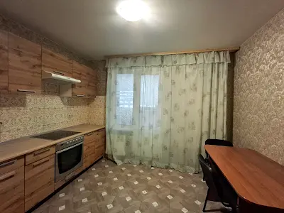 квартира за адресою Софії Русової вул., 7