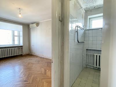 квартира за адресою Митрополита Андрея Шептицького вул. (Анатолія Луначарського), 3-Б