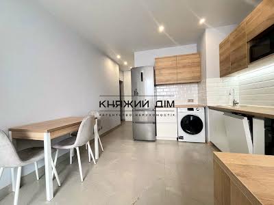 квартира за адресою Дніпровська набережна вул., 17В