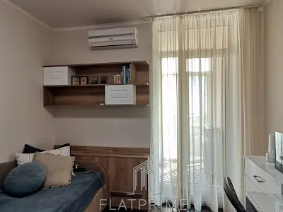 квартира за адресою Регенераторна вул., 4 к1