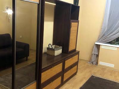 квартира за адресою Вишгородська вул., 4