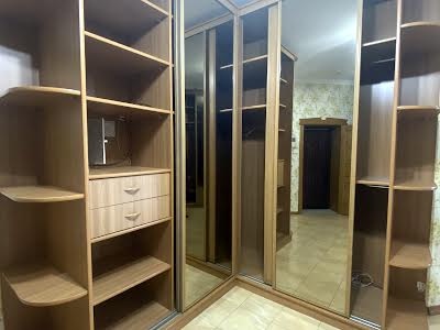 квартира по адресу Старонаводницкая ул., 13-А
