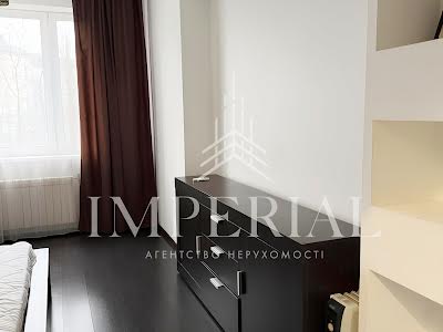 квартира по адресу Уинстона Черчилля ул. (Красноткацкая), 43