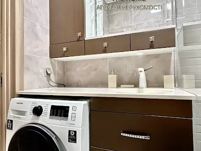 квартира за адресою Яблунева, 15
