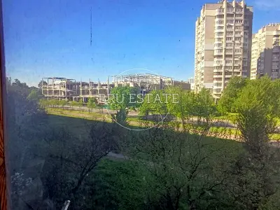 квартира по адресу Дарницкий бульв., 4
