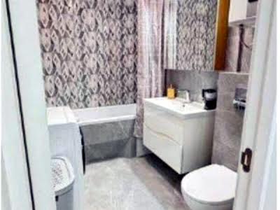 квартира за адресою Драгоманова вул., 10