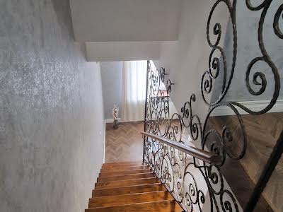 квартира за адресою Сонячна вул., 30