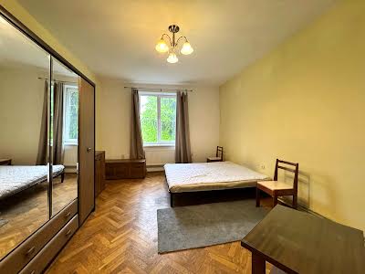 квартира за адресою Остапа Луцького вул., 20